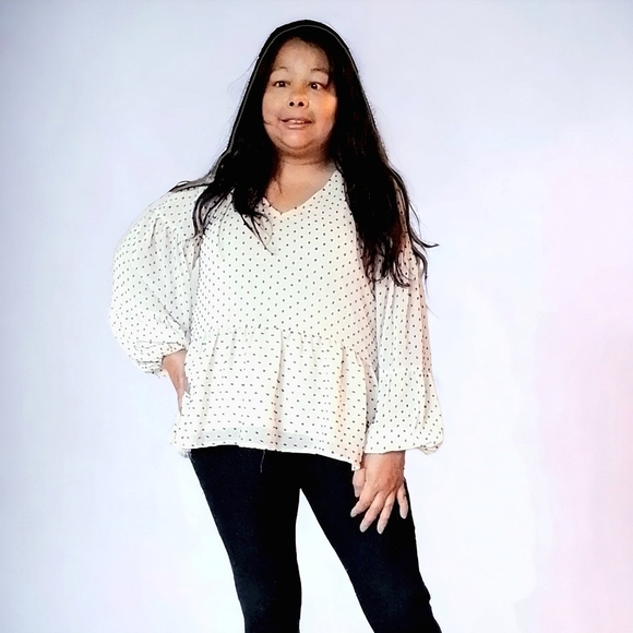 MAURICES EOMENS SMALL BEIGE AND  BLACK POKADOT SHIRT - Picture 2 of 4